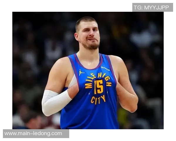 约基奇单月场均32分117篮板11助攻追平威少大O成就但皆在十月之中