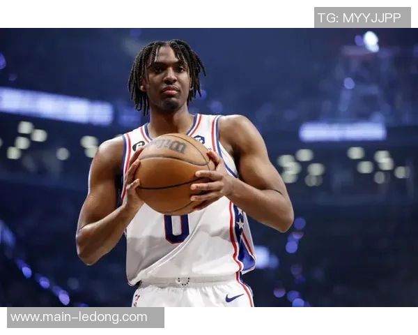 76人客战老鹰马克西因病缺阵场均315分的他将何去何从