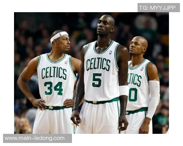 绿军对决谁能胜出皮尔斯分析内线优势与投射能力对比